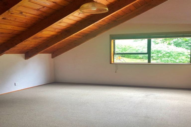 Photo of property in 23-25 Bernard Magnus Lane, Greenhithe, Auckland, 0632