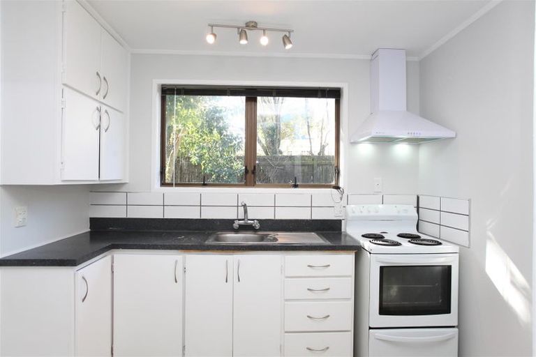 Photo of property in 11 Montego Place, Weymouth, Auckland, 2103
