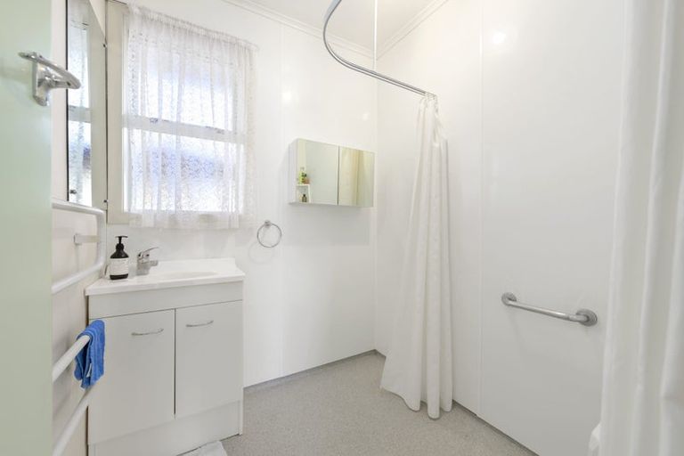 Photo of property in 12 Minifie Avenue, Melville, Hamilton, 3206