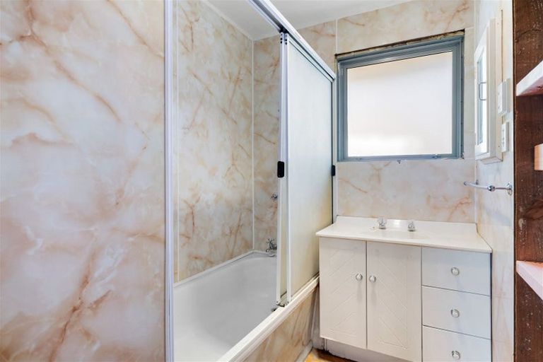 Photo of property in 467 Mairehau Road, Parklands, Christchurch, 8083