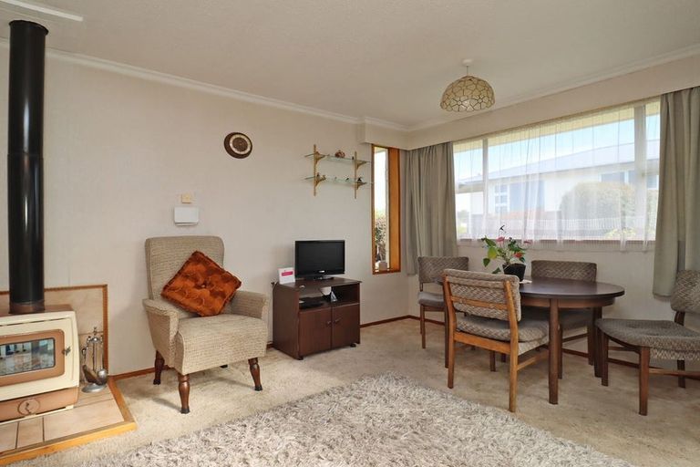 Photo of property in 19 Perth Street, South Hill, Oamaru, 9400