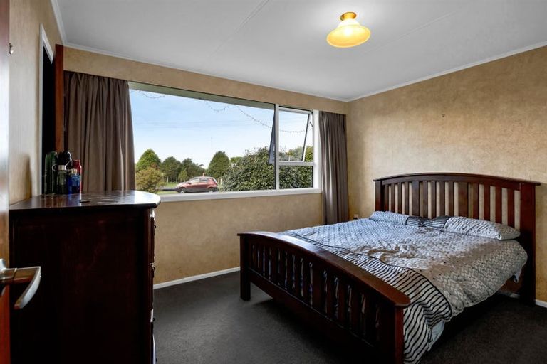 Photo of property in 21 Castle Street, Eltham, 4322