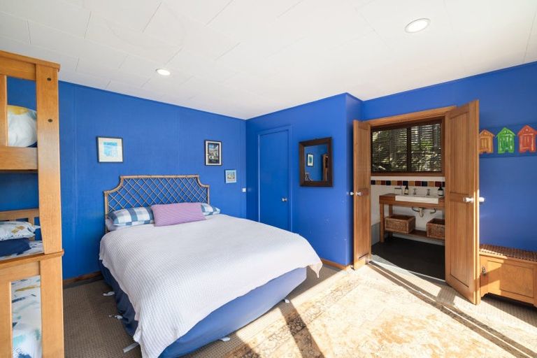 Photo of property in 279 Marine Drive, Charteris Bay, Lyttelton, 8971
