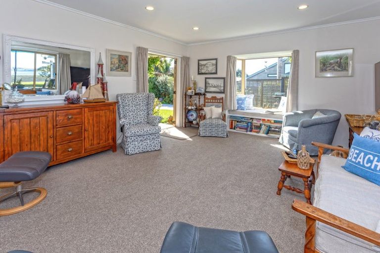 Photo of property in 55 Manaia Road, Tairua, 3508