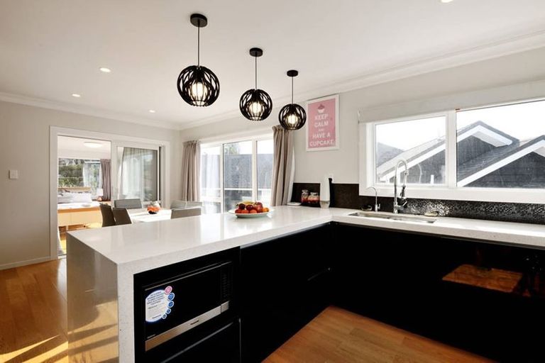 Photo of property in 5 Bellcroft Place, Belmont, Auckland, 0622