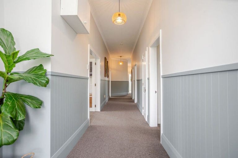 Photo of property in 12 Albert Street, Dannevirke, 4930