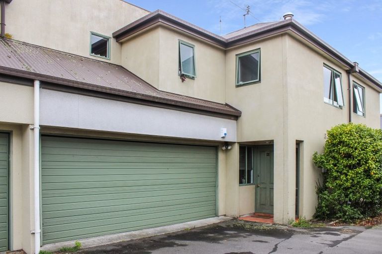 Photo of property in 90 Purchas Street, Edgeware, Christchurch, 8013