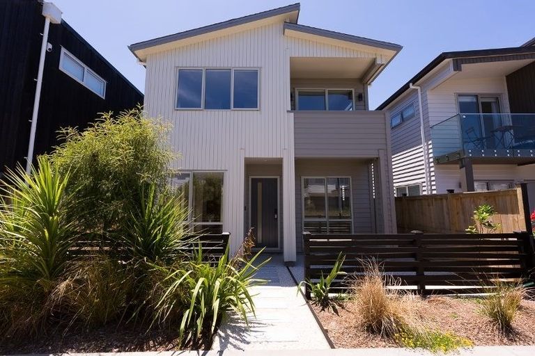 Photo of property in 4 Blackbird Lane, Hobsonville, Auckland, 0616