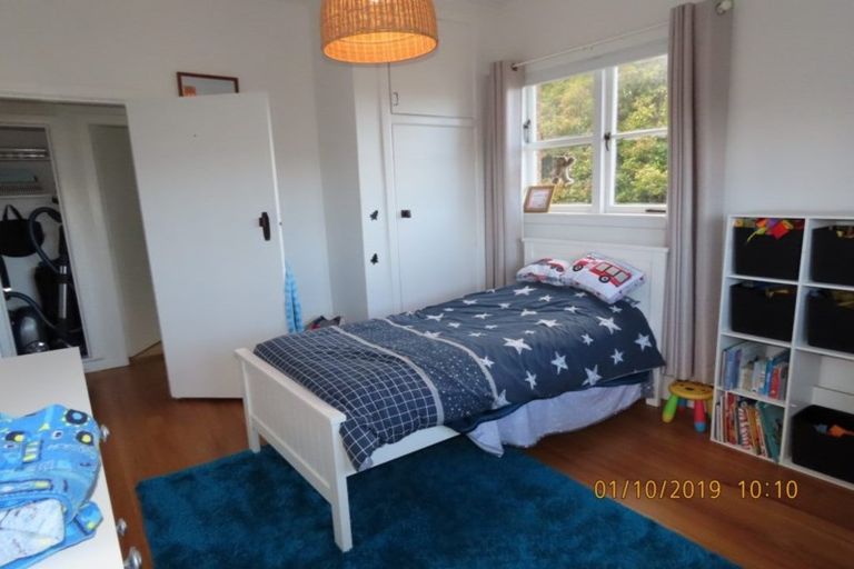 Photo of property in 225 Titirangi Road, Titirangi, Auckland, 0604