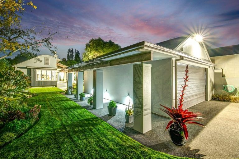 Photo of property in 12 Ardlui Avenue, Manly, Whangaparaoa, 0930