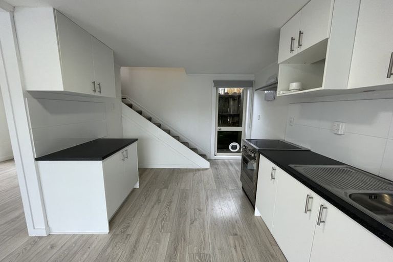 Photo of property in 19a Langton Road, Stanmore Bay, Whangaparaoa, 0932