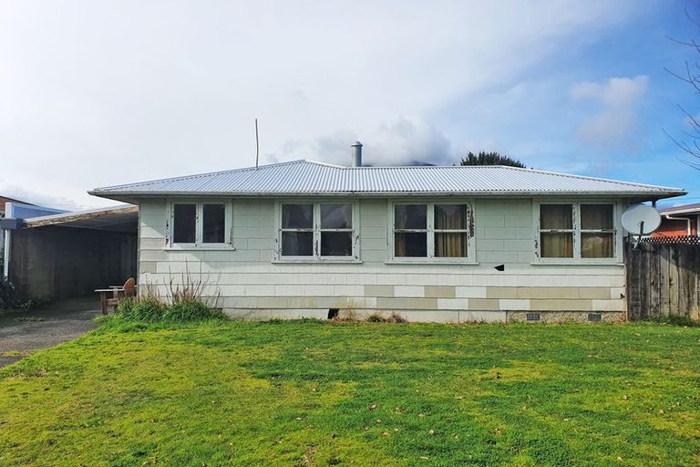 Photo of property in 28 Newall Street, Kawerau, 3127