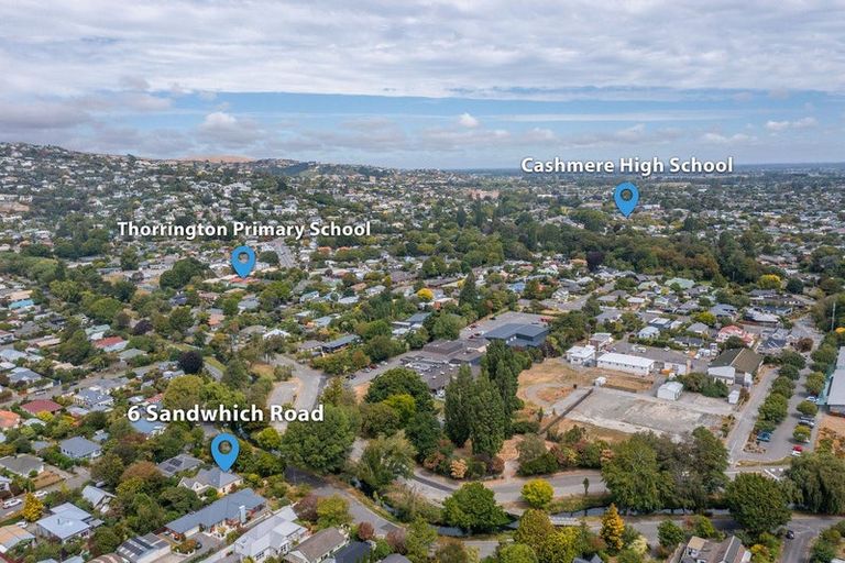 Photo of property in 6 Sandwich Road, Beckenham, Christchurch, 8023