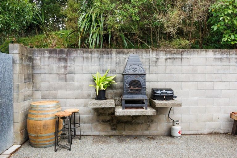 Photo of property in 631 Pahiatua Aokautere Road, Aokautere, Palmerston North, 4471