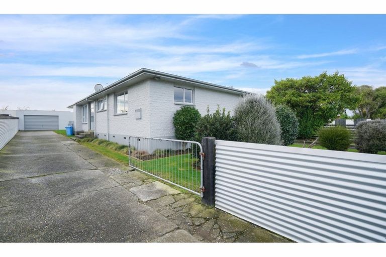 Photo of property in 28 Kelso Crescent, Strathern, Invercargill, 9812