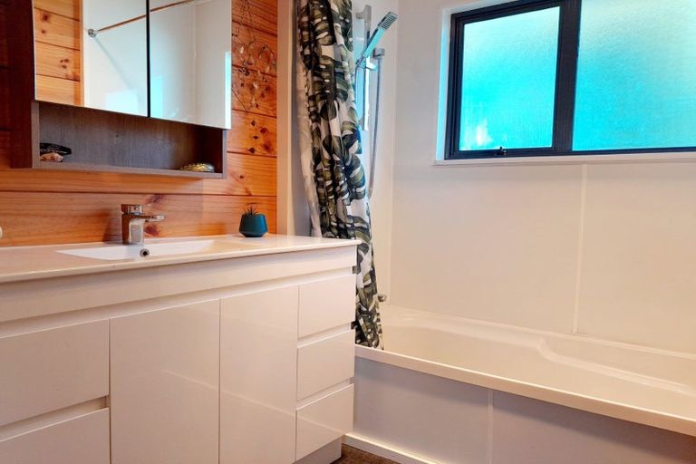 Photo of property in 4 Kowhai Place, Te Kauwhata, 3710