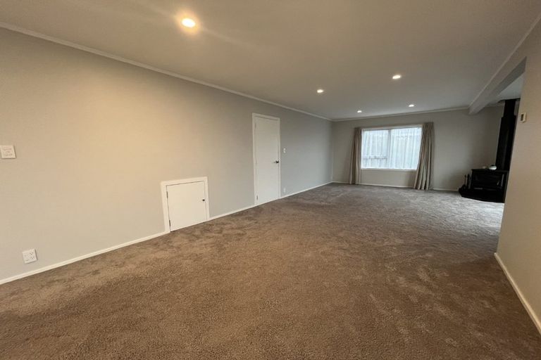 Photo of property in 125 Maungaraki Road, Korokoro, Lower Hutt, 5012