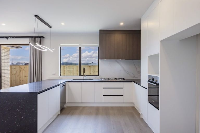 Photo of property in 14 Monstedt Terrace, Windsor Park, 0632