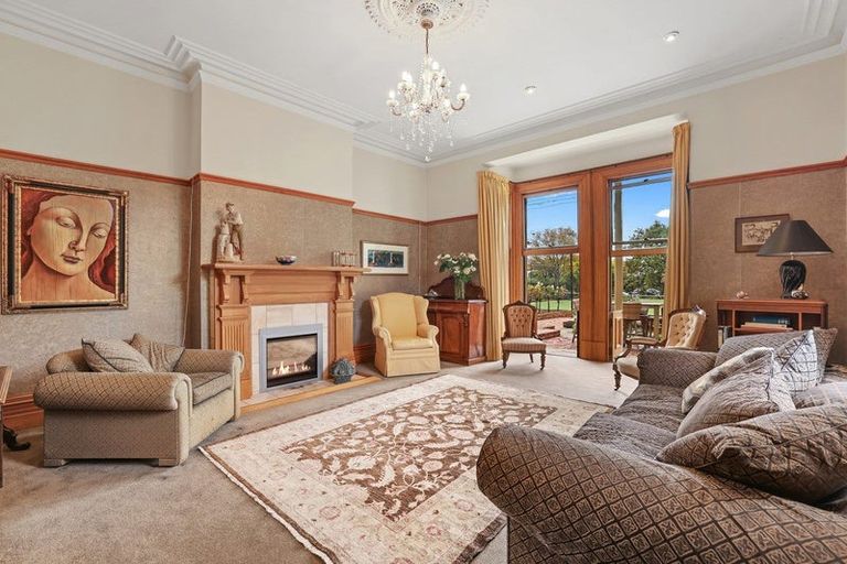 Photo of property in 335 Church Street, West End, Timaru, 7910