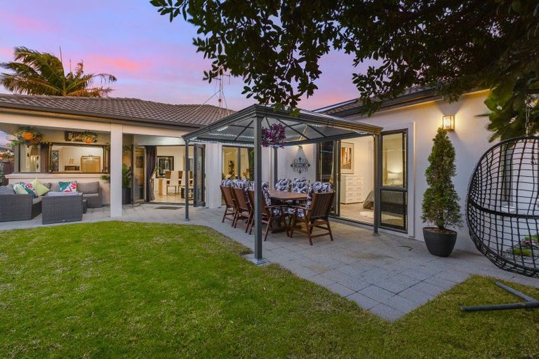 Photo of property in 16 Bermuda Drive, Papamoa Beach, Papamoa, 3118