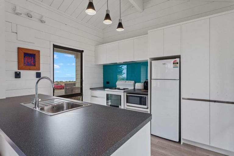 Photo of property in 174 Ocean Road, Ohope, 3121