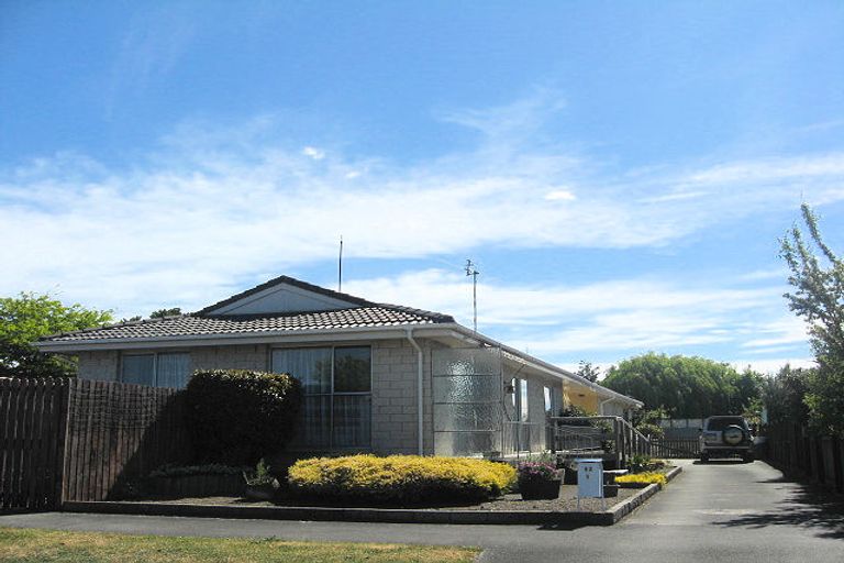 Photo of property in 1/62 Vivian Street, Burwood, Christchurch, 8083