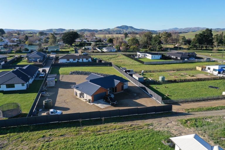 Photo of property in 12 White Road, Otane, 4202