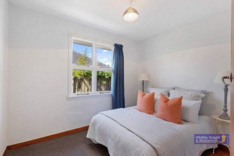 Photo of property in 33 Arthur Street, Upper Riccarton, Christchurch, 8041