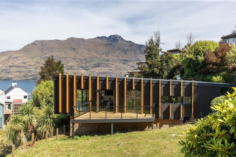 Photo of property in 5c Aspen Grove, Fernhill, Queenstown, 9300