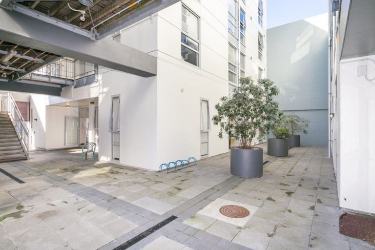 Photo of property in Hanson House, 27ua Hanson Street, Mount Cook, Wellington, 6021