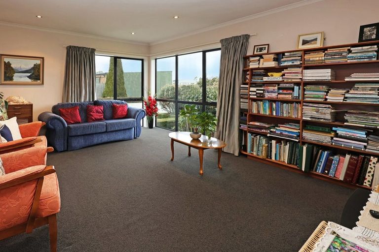 Photo of property in 6 Essex Street, Weston, Oamaru, 9401