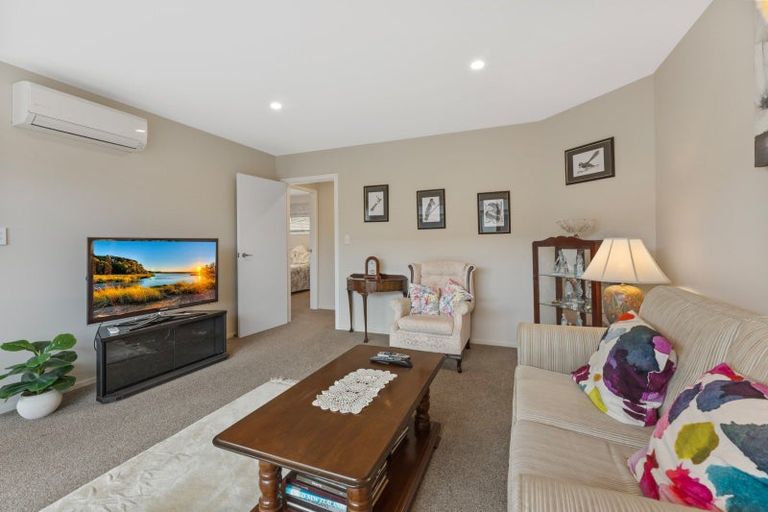 Photo of property in Georgia Estate, 41/3 Georgia Grove, Paraparaumu, 5032