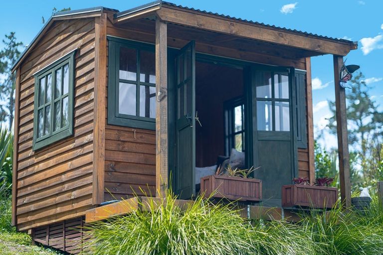 Photo of property in 309 Monowai Road, Wainui, Silverdale, 0994