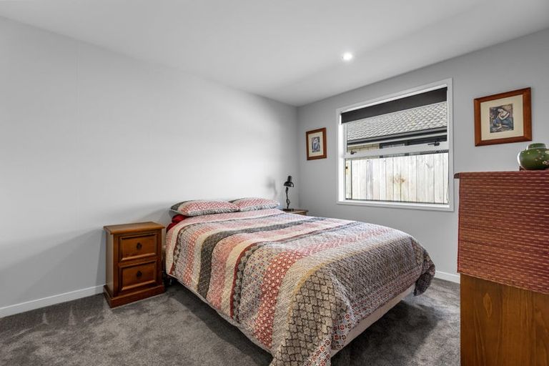 Photo of property in 2 Cecilia Place, Papamoa Beach, Papamoa, 3118