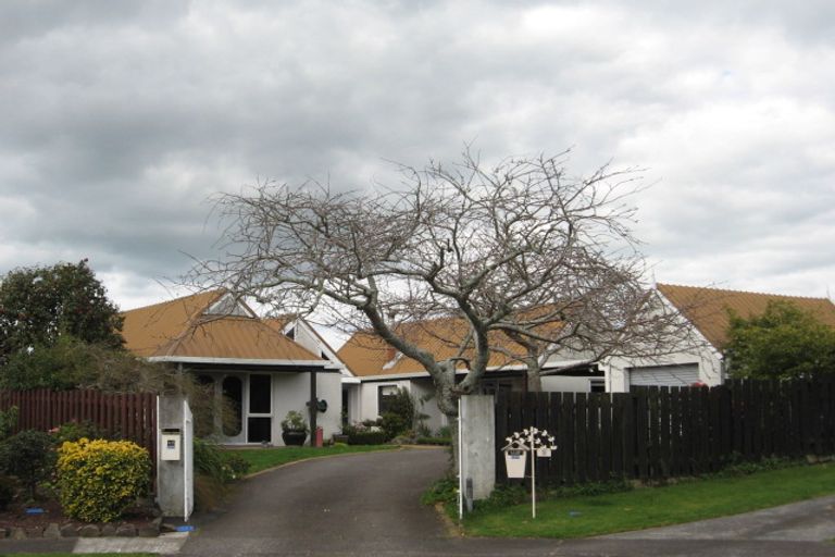 Photo of property in 45 Endeavour Avenue, Welcome Bay, Tauranga, 3112