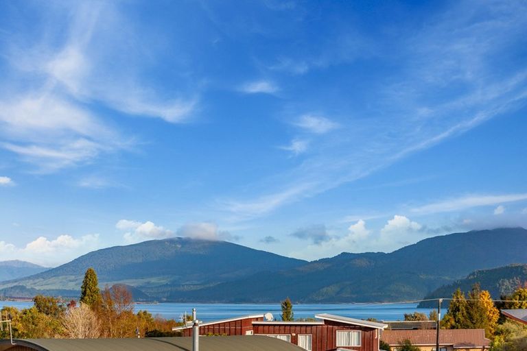 Photo of property in 9 Tawiri Place, Kuratau, Turangi, 3381