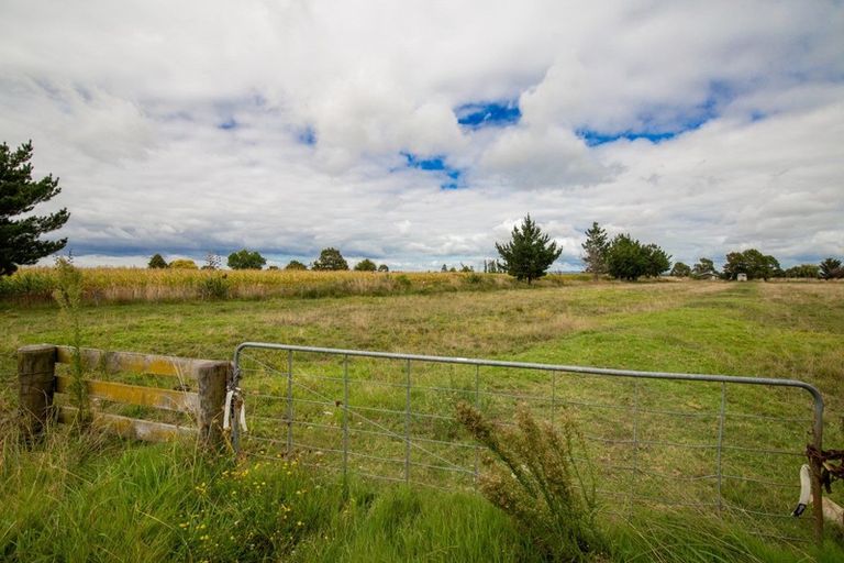 Photo of property in 9597 Paeroa Kopu Road, Kopu, Thames, 3578