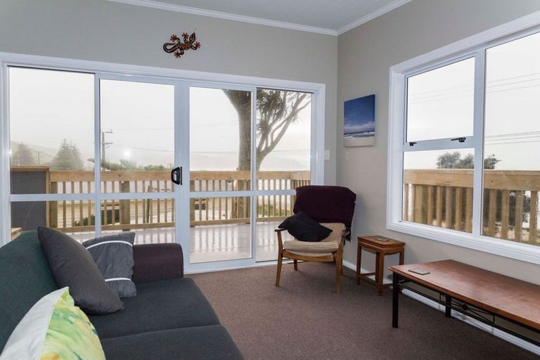 Photo of property in 18 Akitio Esplanade, Akitio, Pongaroa, 4991