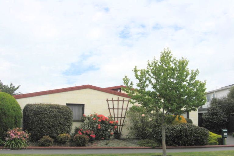 Photo of property in 23 Melville Street, Bishopdale, Christchurch, 8053