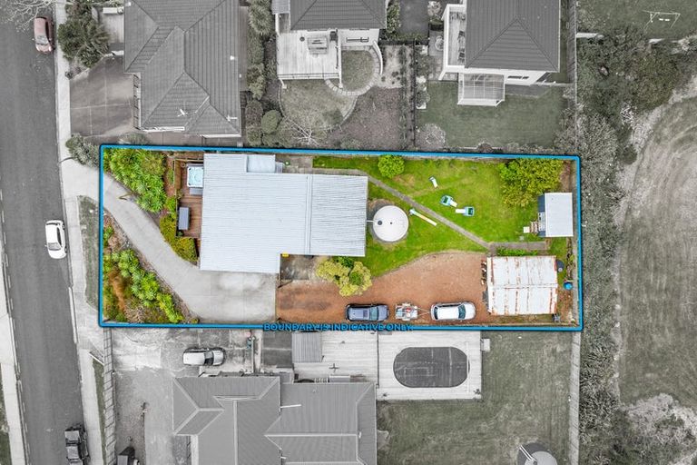 Photo of property in 3 Delshaw Avenue, Stanmore Bay, Whangaparaoa, 0932