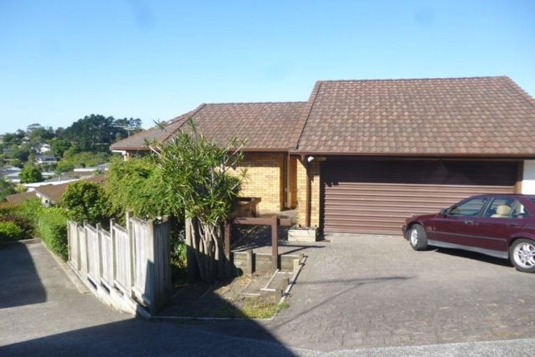 Photo of property in 1/30 Mark Edward Drive, Half Moon Bay, Auckland, 2012