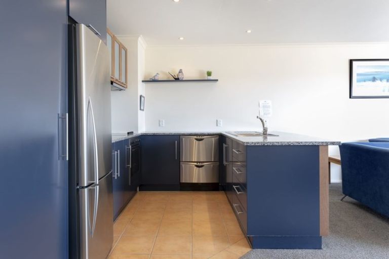 Photo of property in 302/178 Marine Parade, Mount Maunganui, 3116