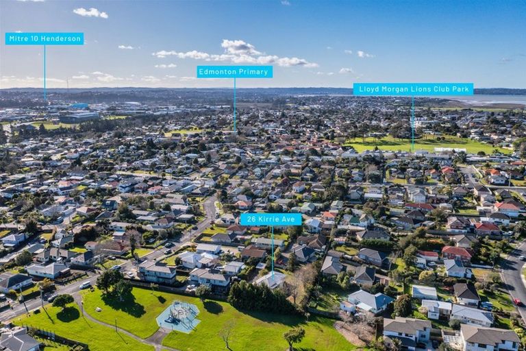 Photo of property in 26 Kirrie Avenue, Te Atatu South, Auckland, 0610