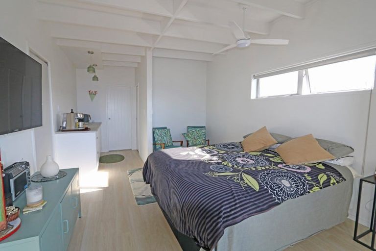 Photo of property in 27 Taranga Road, Langs Beach, Waipu, 0582