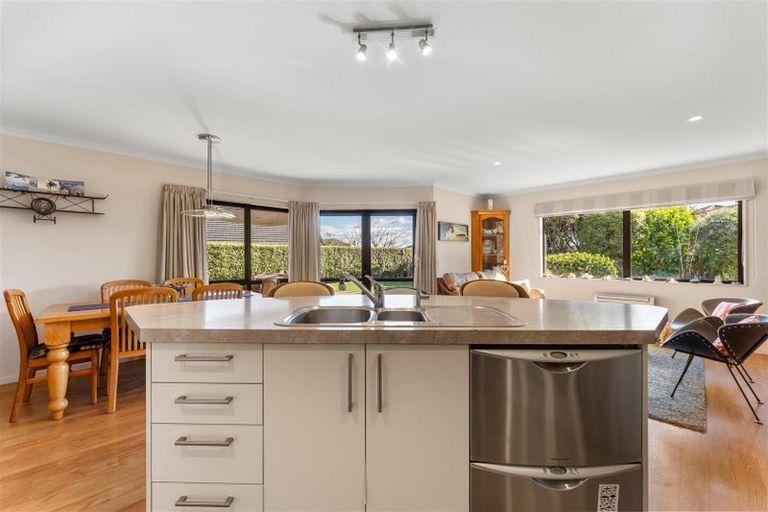 Photo of property in 10 Woodstock Place, Stoke, Nelson, 7011