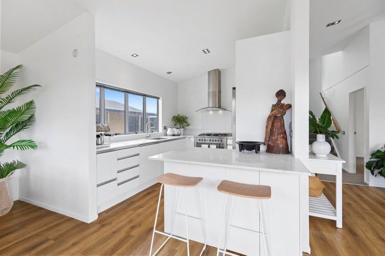 Photo of property in 33b Links Avenue, Mount Maunganui, 3116