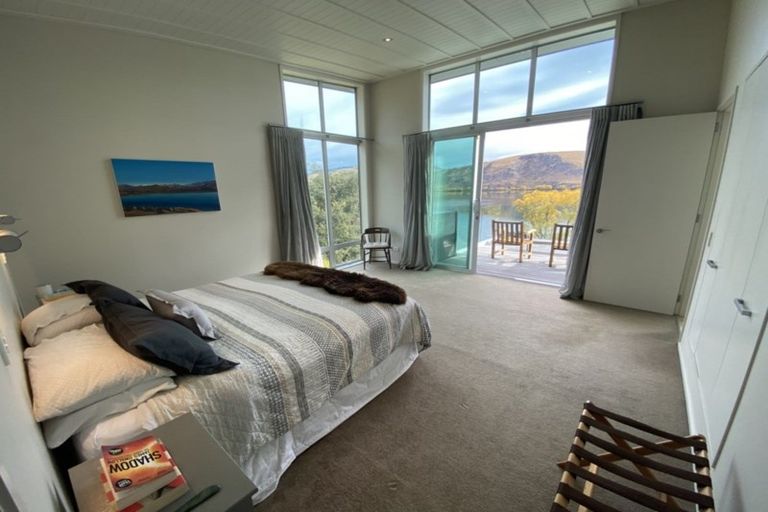 Photo of property in 43 Arrowtn-lke Hayes Road, Lake Hayes, Queenstown, 9371