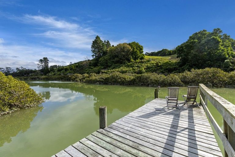 Photo of property in 11 Pinestead Reach, Stillwater, Silverdale, 0993