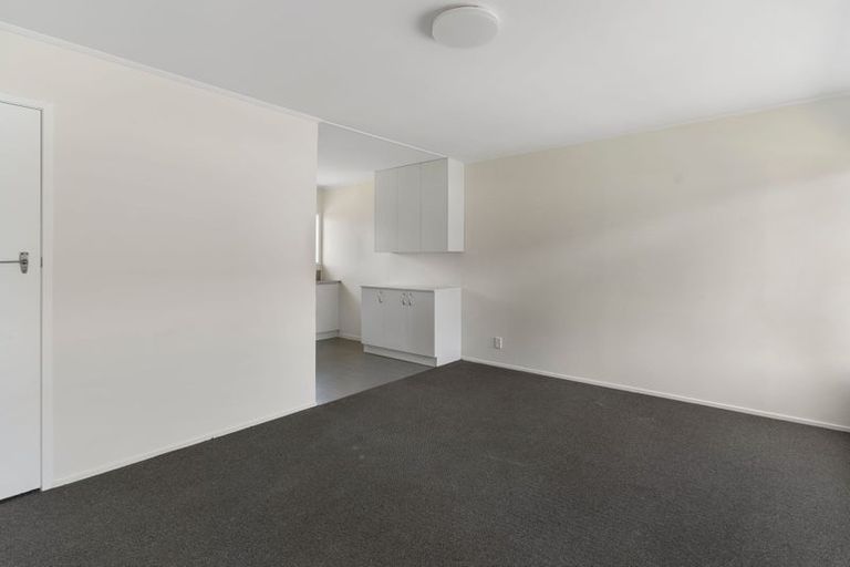 Photo of property in 2/9 Rodney Street, Howick, Auckland, 2014