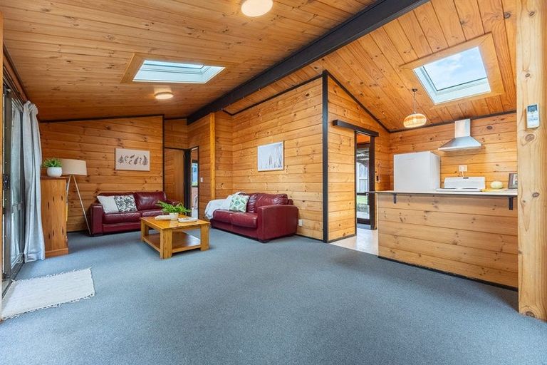 Photo of property in 16 Lupin Road, Otaki, 5512